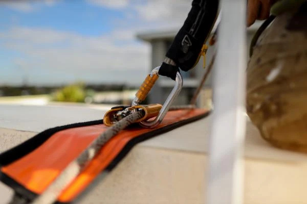 Travaux d’accès difficile à la corde à Gennevilliers